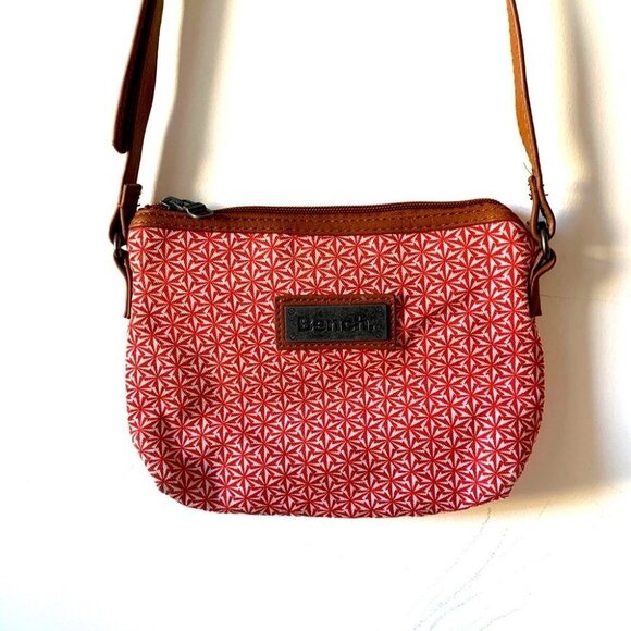 BENCH ORANGE CROSSBODY BAG WOMEN SIZE SMALL - Picture 2 of 8